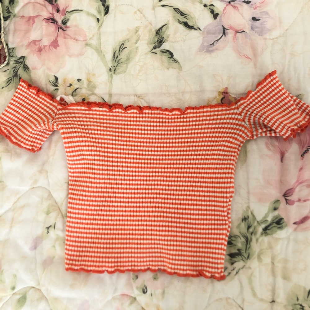 Windsor cropped tube top with sleeves